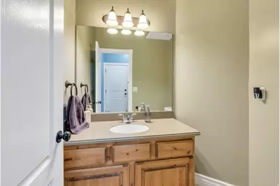 1092 N Coyote Run, Saratoga Springs, UT 84045 - Photo 16