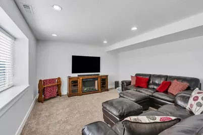 1092 N Coyote Run, Saratoga Springs, UT 84045 - Photo 32