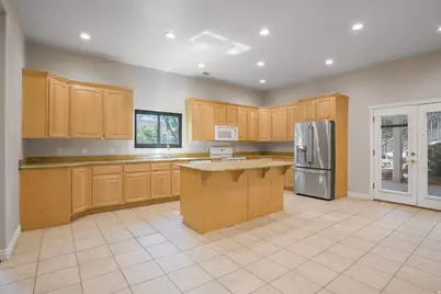 201 N Shadow Point Dr, Saint George, UT 84770 - Photo 28
