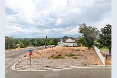 4601 N East Lawn Dr, Provo, UT 84604 - Photo 4
