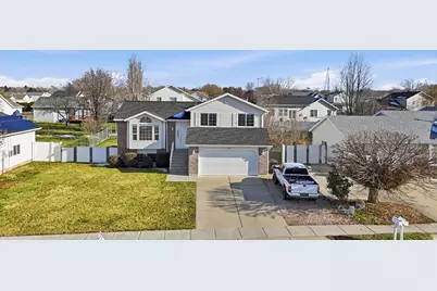 1932 N 810 W, Clinton, UT 84015 - Photo 1