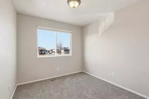 1932 N 810 W, Clinton, UT 84015 - Photo 16