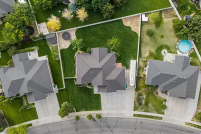 873 N 2550 W, Layton, UT 84041 - Photo 2