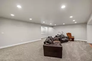 873 N 2550 W, Layton, UT 84041 - Photo 34
