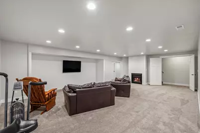 873 N 2550 W, Layton, UT 84041 - Photo 28