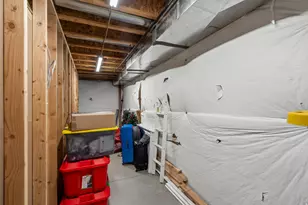 873 N 2550 W, Layton, UT 84041 - Photo 36