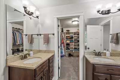 873 N 2550 W, Layton, UT 84041 - Photo 20