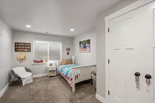 873 N 2550 W, Layton, UT 84041 - Photo 30