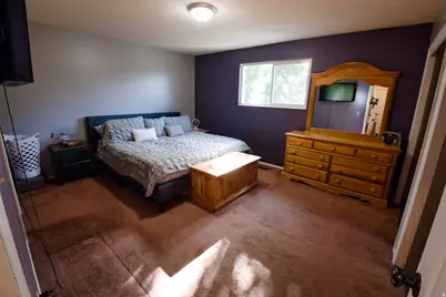 9080 S 570 E, Sandy, UT 84070 - Photo 14