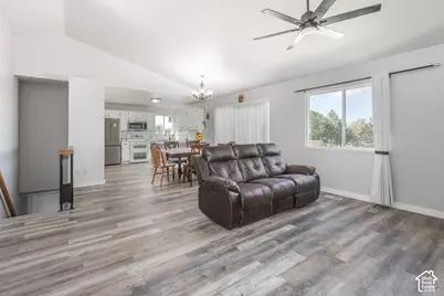 1215 E 900 N, Tooele, UT 84074 - Photo 6