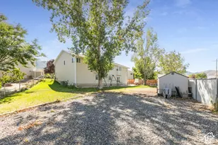 1215 E 900 N, Tooele, UT 84074 - Photo 22