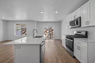 2271 W Wolverine Way, Washington, UT 84780 - Photo 8