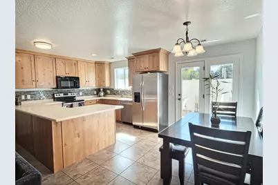 567 N 2425 W, Vernal, UT 84078 - Photo 4