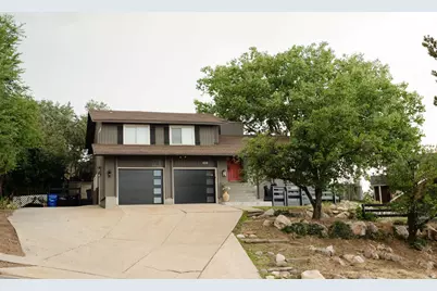 436 E Canyon Estates Dr, Bountiful, UT 84010 - Photo 2