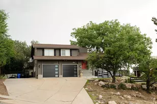 436 E Canyon Estates Dr, Bountiful, UT 84010 - Photo 2