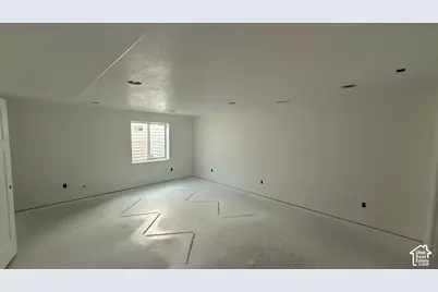 356 W Hawk Cir, Garden City, UT 84028 - Photo 10