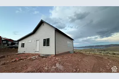 356 W Hawk Cir, Garden City, UT 84028 - Photo 18