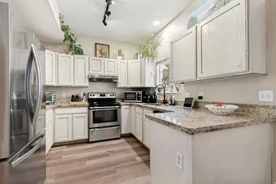 1201 W Glencoe Dr S, Murray, UT 84123 - Photo 6
