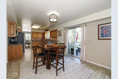10146 S 2415 E, Sandy, UT 84092 - Photo 18