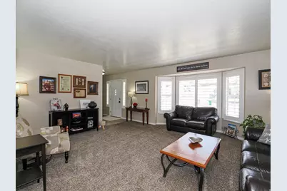 10146 S 2415 E, Sandy, UT 84092 - Photo 8