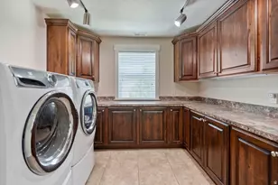 1123 S Wildflower Ln, Mapleton, UT 84664 - Photo 40