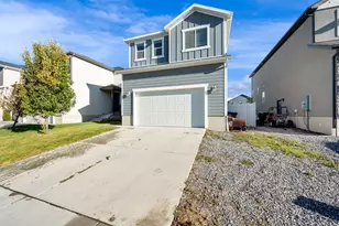 1357 E Reichert St, Eagle Mountain, UT 84005 - Photo 38