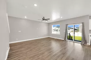 1357 E Reichert St, Eagle Mountain, UT 84005 - Photo 12