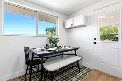 184 E Broadway St S, Tooele, UT 84074 - Photo 12
