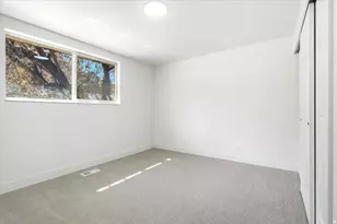 184 E Broadway St S, Tooele, UT 84074 - Photo 14