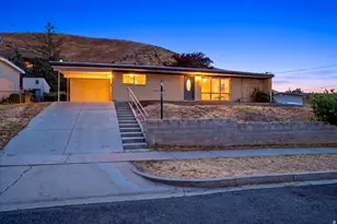 184 E Broadway St S, Tooele, UT 84074 - Photo 1