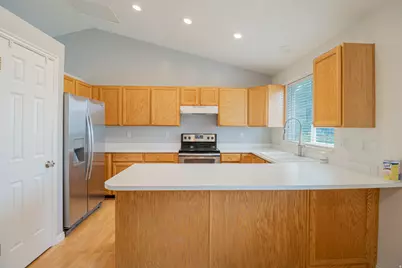 1205 N 2675 W, Layton, UT 84041 - Photo 8