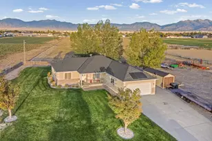 415 S Worthington St, Grantsville, UT 84029 - Photo 2