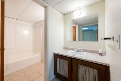879 E Daisy St, Sandy, UT 84094 - Photo 18