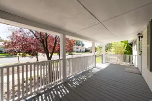 879 E Daisy St, Sandy, UT 84094 - Photo 4
