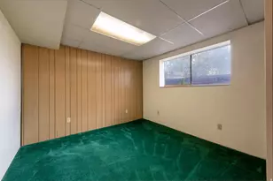 879 E Daisy St, Sandy, UT 84094 - Photo 24