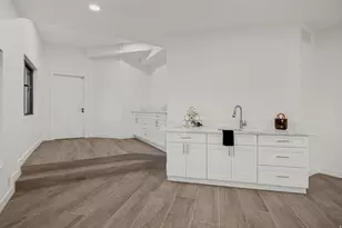 3860 S Highland Ct E, Bountiful, UT 84010 - Photo 32