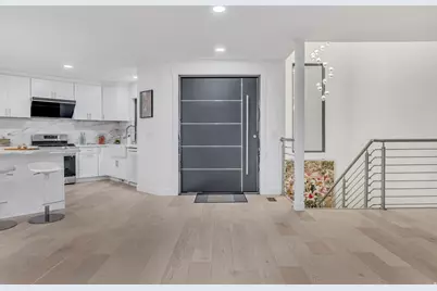 3860 S Highland Ct E, Bountiful, UT 84010 - Photo 8