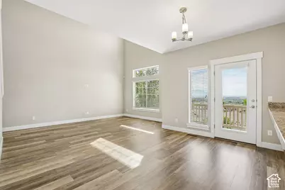 1056 S Aspen Pl E, Provo, UT 84606 - Photo 4