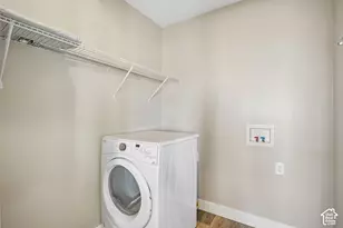 1056 S Aspen Pl E, Provo, UT 84606 - Photo 10
