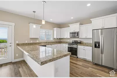 1056 S Aspen Pl E, Provo, UT 84606 - Photo 6