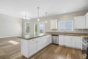 1056 S Aspen Pl E, Provo, UT 84606 - Photo 8