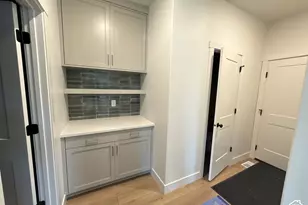 6380 S Larry Way, South Weber, UT 84405 - Photo 4