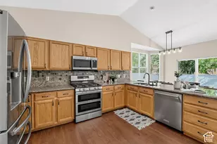 11623 S Thornberry Dr E, Draper, UT 84020 - Photo 18