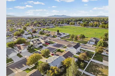 5482 Scarsborough Way, Stansbury Park, UT 84074 - Photo 26