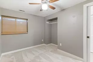 823 E Shady Lake Dr S, Salt Lake City, UT 84106 - Photo 20