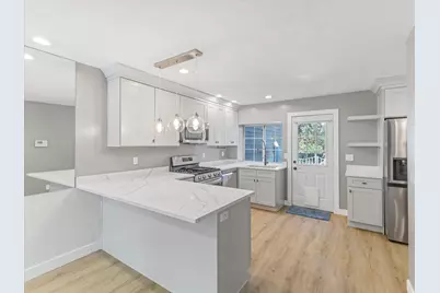 823 E Shady Lake Dr S, Salt Lake City, UT 84106 - Photo 8