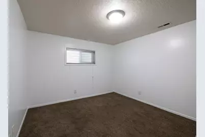 270 E 5100 S, Washington Terrace, UT 84405 - Photo 32