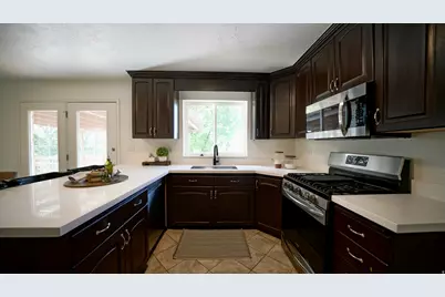 195 S Oak Dr, Woodland Hills, UT 84653 - Photo 14
