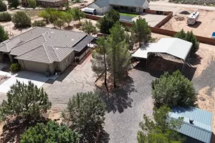 813 W Foothill Dr, Apple Valley, UT 84737 - Photo 6
