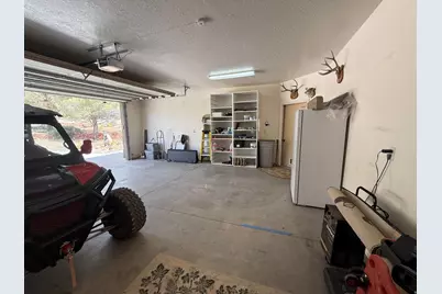 813 W Foothill Dr, Apple Valley, UT 84737 - Photo 34